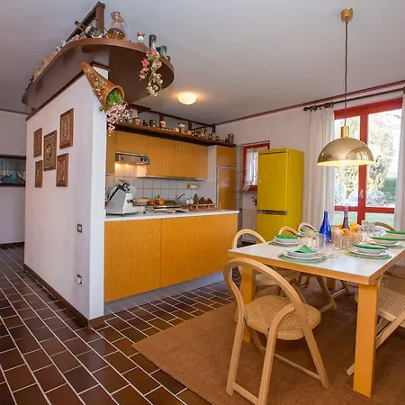 Villa The Of The Rising Sun Park Darsena
